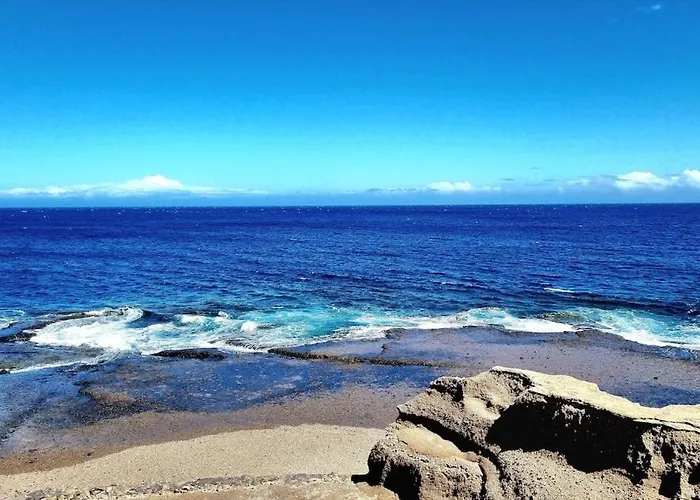 Junto Al Mar 1 * La Mareta